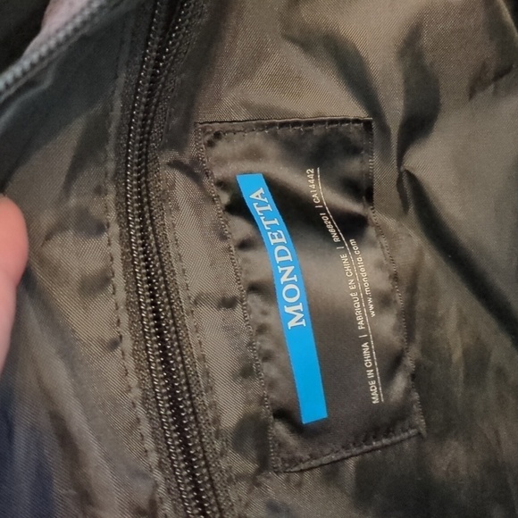 Mondetta nylon duffle bag gym or yoga - Picture 7 of 10